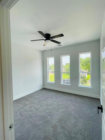 8131 Saint Louis Street, Houston, TX 77028