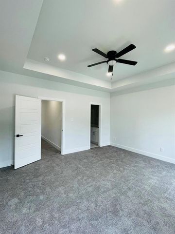 8131 Saint Louis Street, Houston, TX 77028