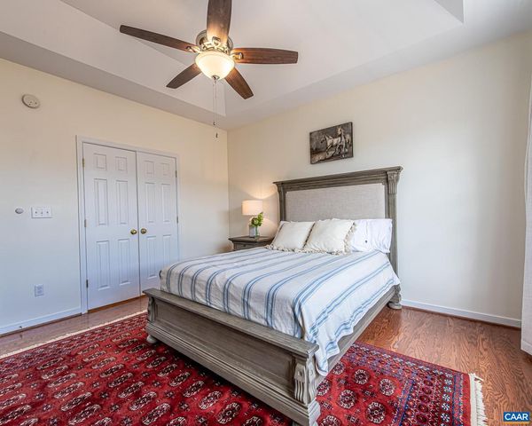 389 CLAREMONT LN, Crozet, VA 22932