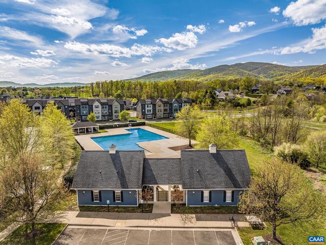 389 CLAREMONT LN, Crozet, VA 22932