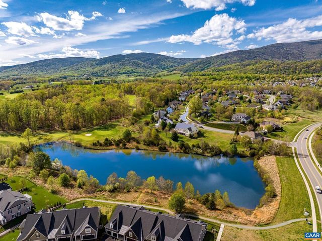 389 CLAREMONT LN, Crozet, VA 22932