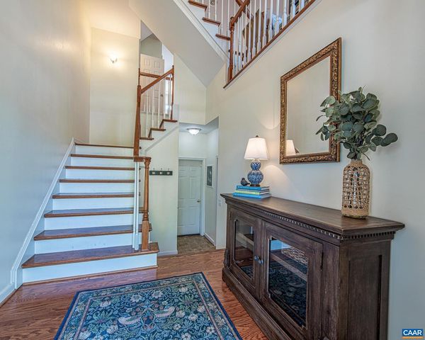 389 CLAREMONT LN, Crozet, VA 22932