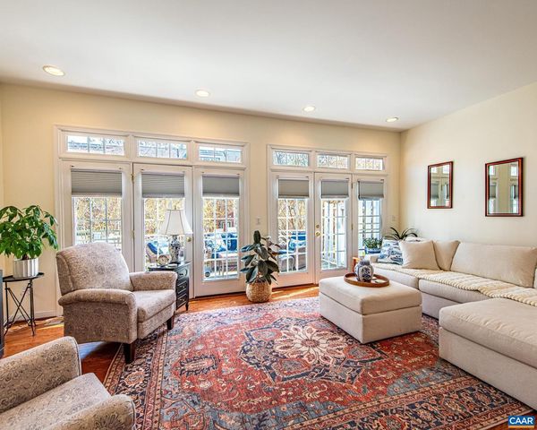 389 CLAREMONT LN, Crozet, VA 22932