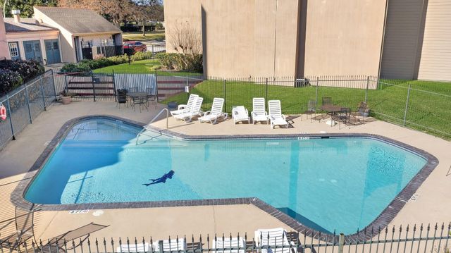 12600 Melville Drive 106, Montgomery, TX 77356