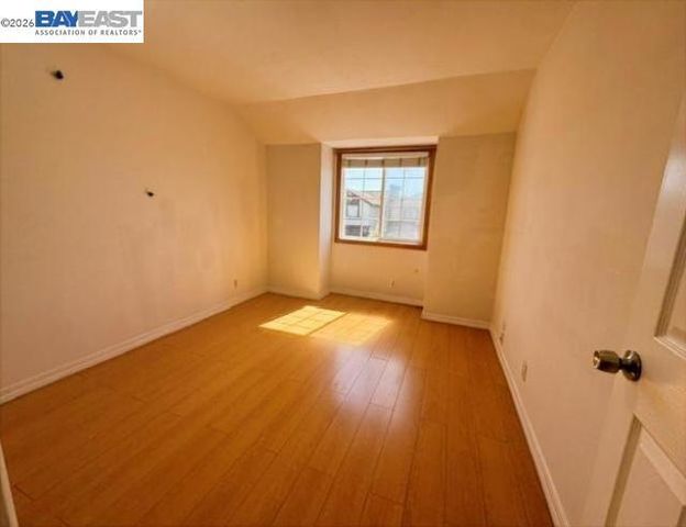 24354 Chandler Rd, Hayward, CA 94545