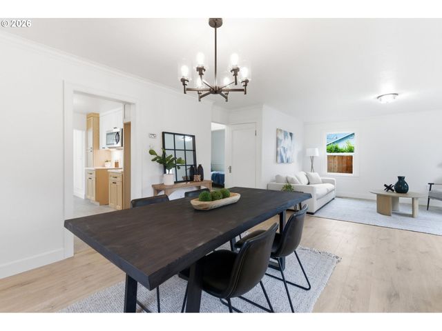 10405 Ne PACIFIC St, Portland, OR 97220