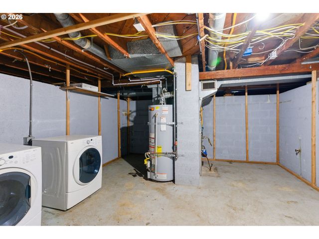 10405 Ne PACIFIC St, Portland, OR 97220