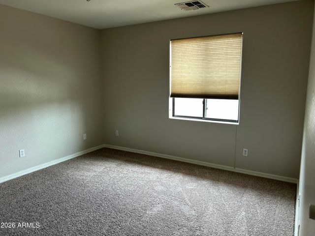 712 S BECK Avenue, Tempe, AZ 85281