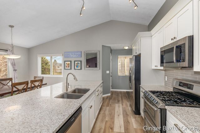 7476 Tillicum Trail Ne, Cannon Twp, MI 49341