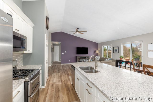 7476 Tillicum Trail Ne, Cannon Twp, MI 49341