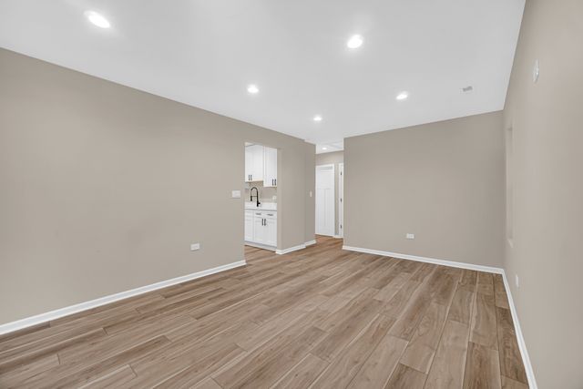 13706 S Atlantic Avenue, Riverdale, IL 60827