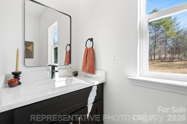 207 Knot Street, Shelby, NC 28150