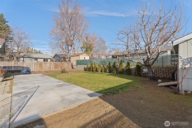 117 Ridgemont Drive, East Wenatchee, WA 98802