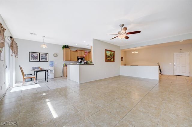 6119 Forest Pony Avenue, Las Vegas, NV 89122