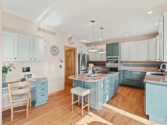 1669 Brown Court, Longmont, CO 80503