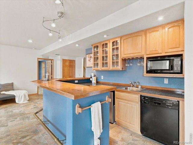 1669 Brown Court, Longmont, CO 80503