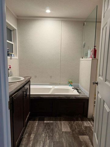 401 Road 51022, Cleveland, TX 77327