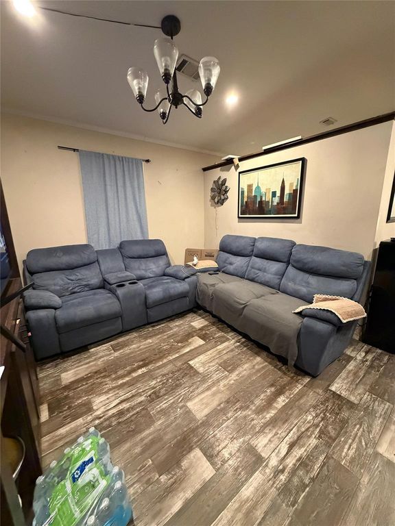 401 Road 51022, Cleveland, TX 77327