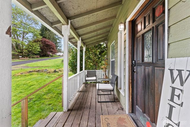 516 Ballentine Street, Raymond, WA 98577