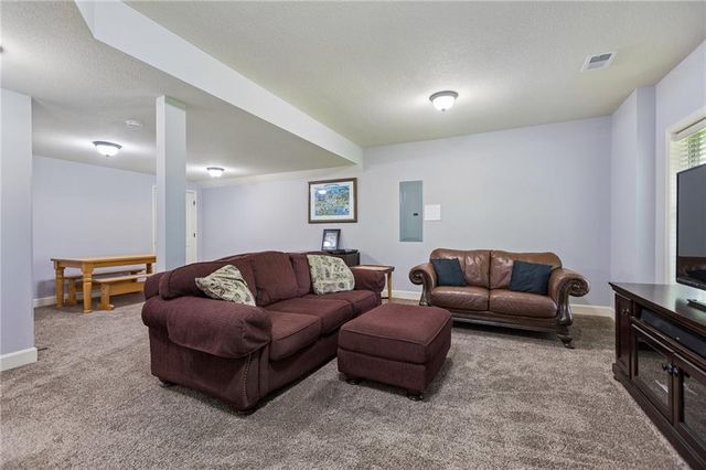 3400 NW 50 Street, Riverside, MO 64150