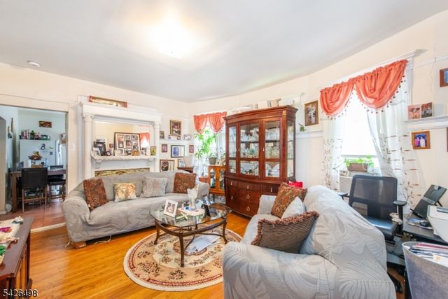 232 2nd St, Newark City, NJ 07107