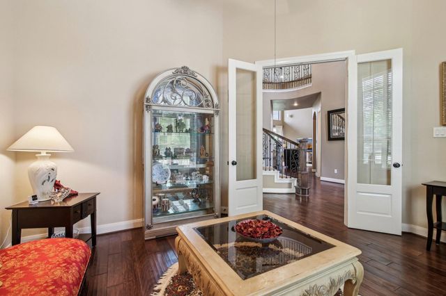 12915 Dunbar Cave Court, Humble, TX 77346