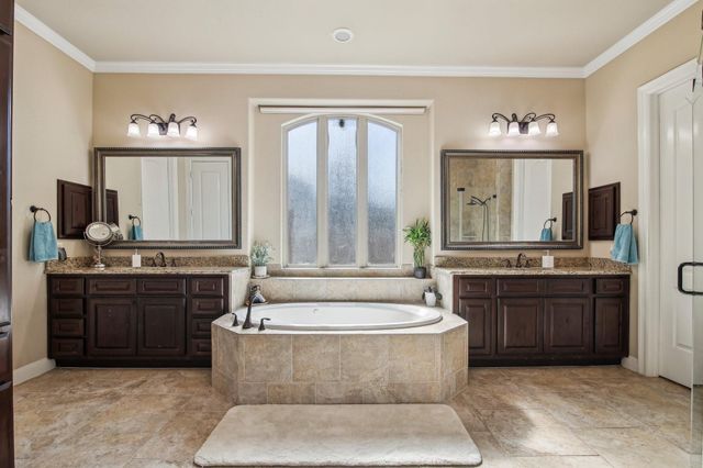 12915 Dunbar Cave Court, Humble, TX 77346