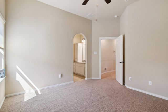 12915 Dunbar Cave Court, Humble, TX 77346