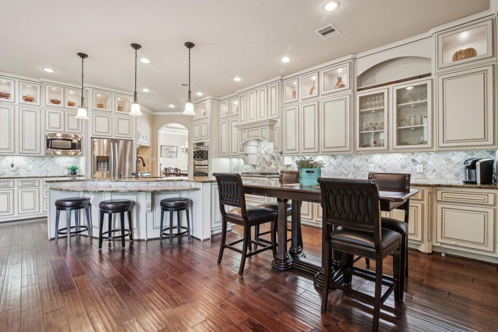 12915 Dunbar Cave Court, Humble, TX 77346
