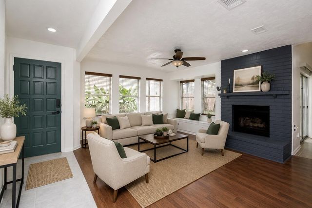 8715 Vinkins Road, Houston, TX 77071