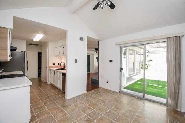 8715 Vinkins Road, Houston, TX 77071