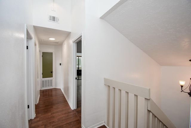 8715 Vinkins Road, Houston, TX 77071
