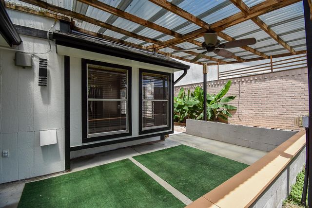 8715 Vinkins Road, Houston, TX 77071