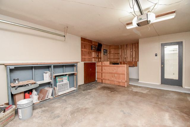 8715 Vinkins Road, Houston, TX 77071
