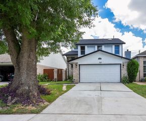 8715 Vinkins Road, Houston, TX 77071