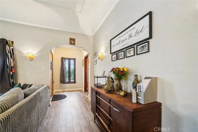 891 N 9th Street, Colton, CA 92324