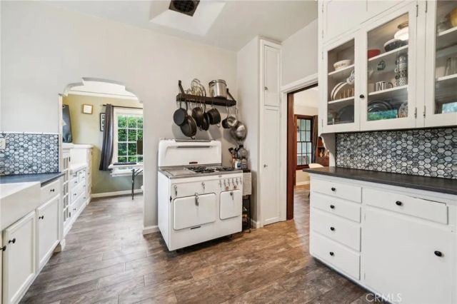 891 N 9th Street, Colton, CA 92324