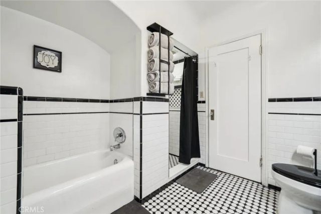 891 N 9th Street, Colton, CA 92324