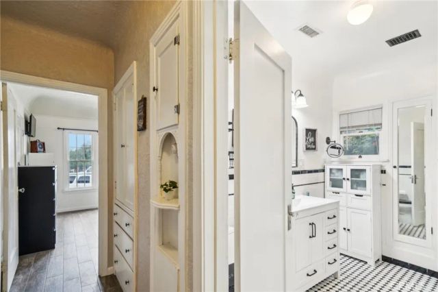 891 N 9th Street, Colton, CA 92324