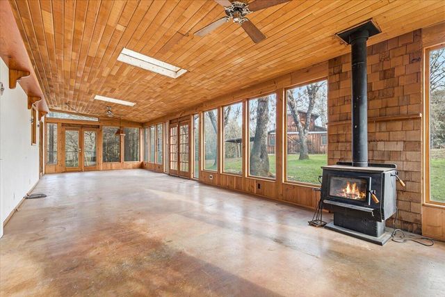 507 Jackpine Drive, Grants Pass, OR 97526