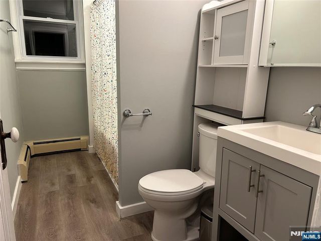 413 W Englewood Avenue, Teaneck, NJ 07666