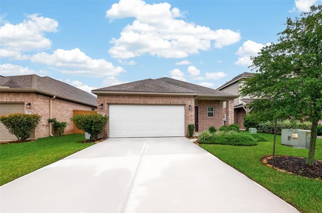 13129 Leisure Cove Drive, La Marque, TX 77568