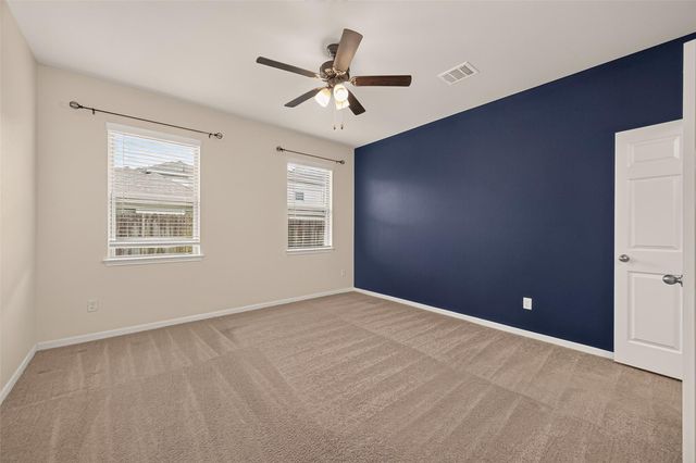 13129 Leisure Cove Drive, La Marque, TX 77568