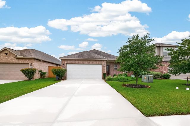 13129 Leisure Cove Drive, La Marque, TX 77568
