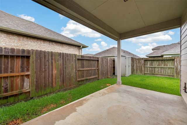 13129 Leisure Cove Drive, La Marque, TX 77568