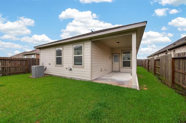 13129 Leisure Cove Drive, La Marque, TX 77568