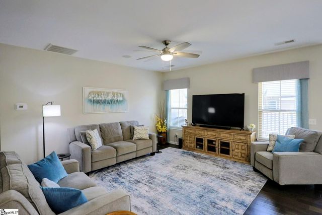301 Farlow Court, Simpsonville, SC 29681