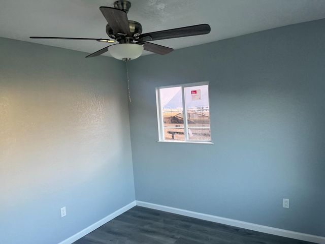 392 N Ferger Avenue, Fresno, CA 93701