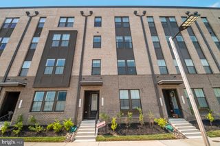 2506 W PENINSULA DR #301A, Baltimore, MD 21230