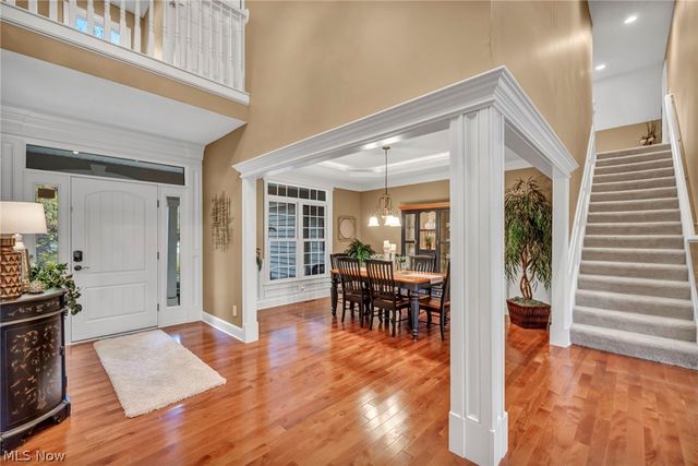 8933 Mountain View Drive, Mentor, OH 44060